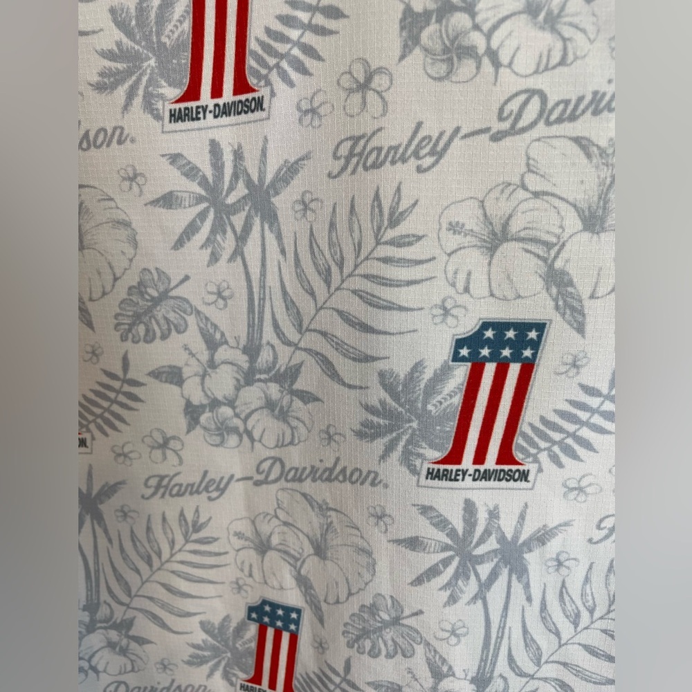 Harley-Davidson Men's White Short Sleeve Americana Hawaiian Shirt - Picture 12 of 12